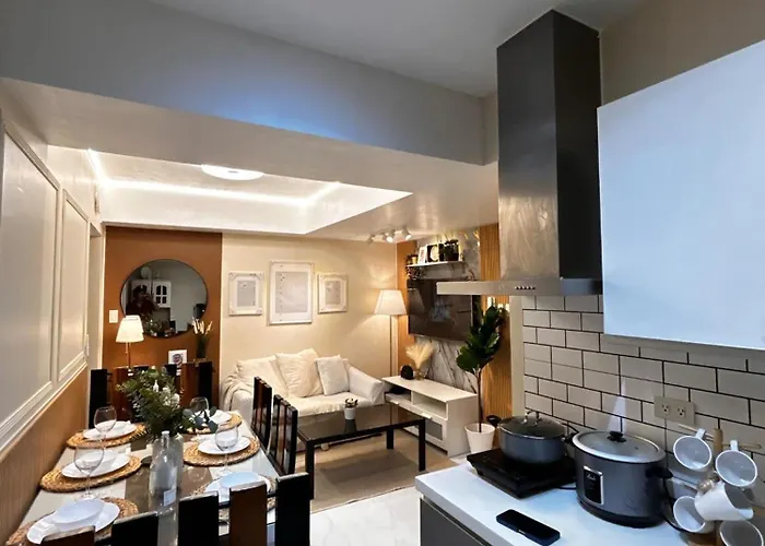 Caroshiro Staycation Azure Uban 4*